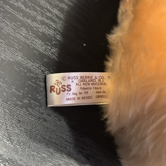 Russ Luv Pets Cream and Blue Graduation gorilla - Picture 5 of 5